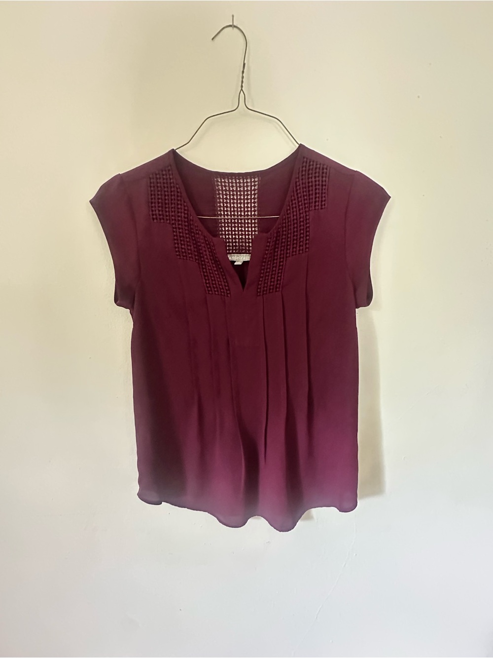 Daniel Rainn Plum Short-Sleeve V-Neck Blouse-XS